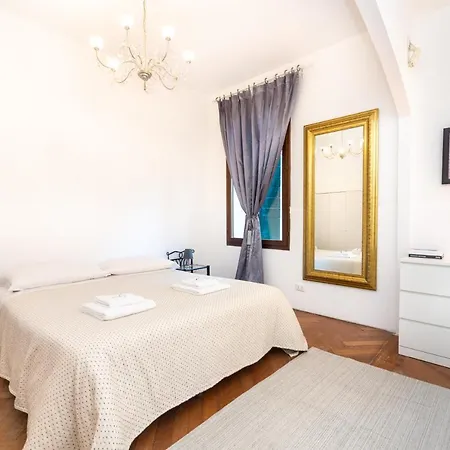 Dimora De Le Romite Apartment *