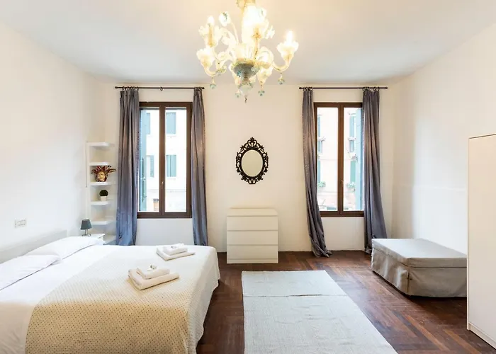 Apartment Dimora De Le Romite Venice