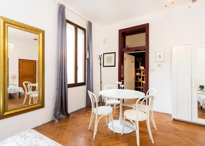 Apartmán Dimora De Le Romite *